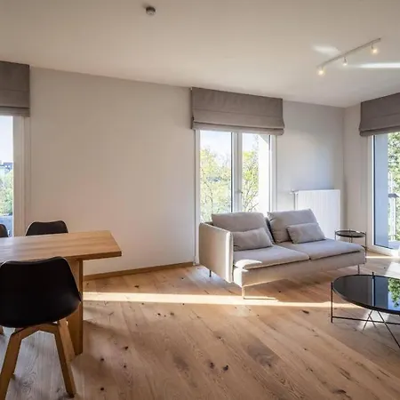 Renovated 2 Bedroom With Parking & Ac Luxembourg